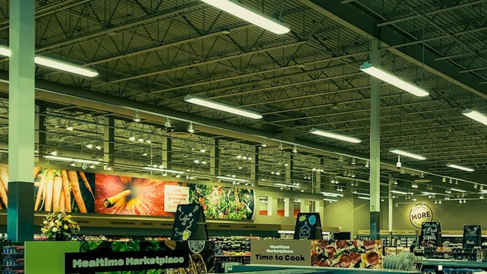 Mixed-use environment reorganized through heatmap-led zoning