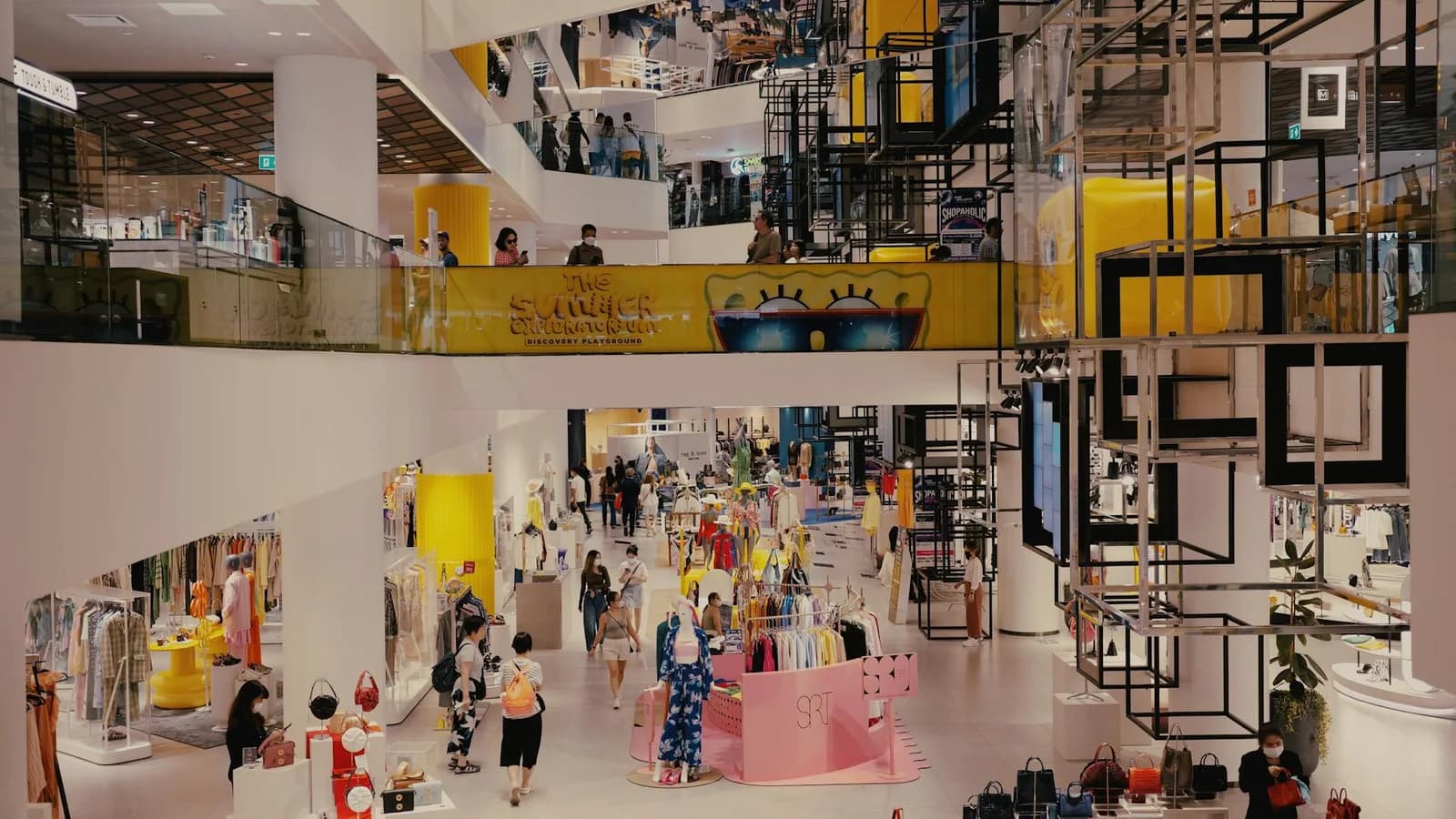 Shopping mall visit designed around stacked family activities across the full journey