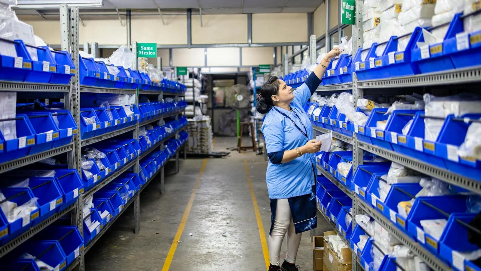 Warehouse staging discipline preserving aisle availability and movement quality